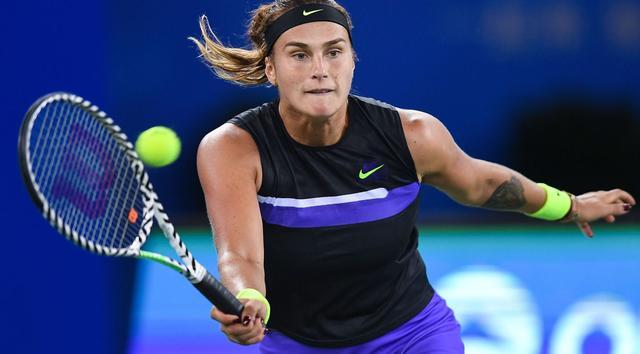 甲赛场上保 甲赛场上保